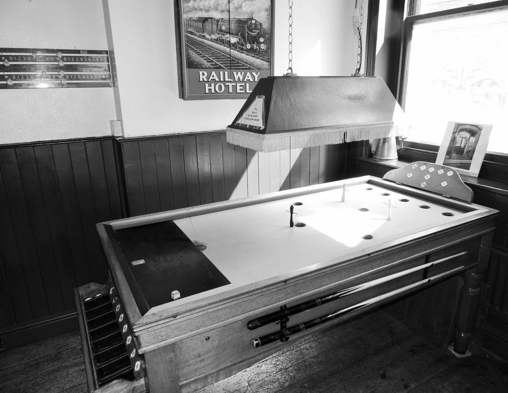 Railway Hotel 法弗舍姆 外观 照片